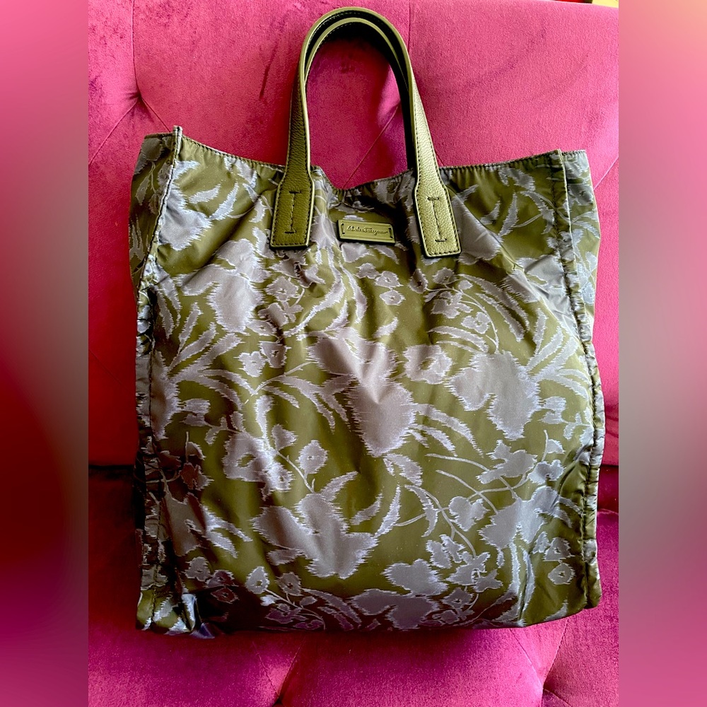 FERRAGAMO Shopping Tote